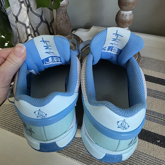 Nike Ja Se 1 Kids Blue and Silver Sneakers Size 6.5 - Picture 6 of 10